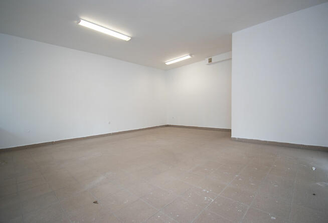 Lokal na wynajem - ul. Fredry