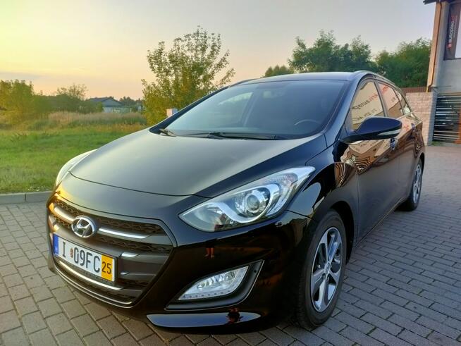 Hyundai i30 1.6 CRDi Klimatyzacja Kamera Nawigacja Tempomat Bluetooth