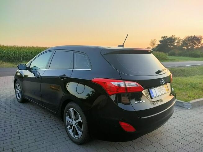 Hyundai i30 1.6 CRDi Klimatyzacja Kamera Nawigacja Tempomat Bluetooth