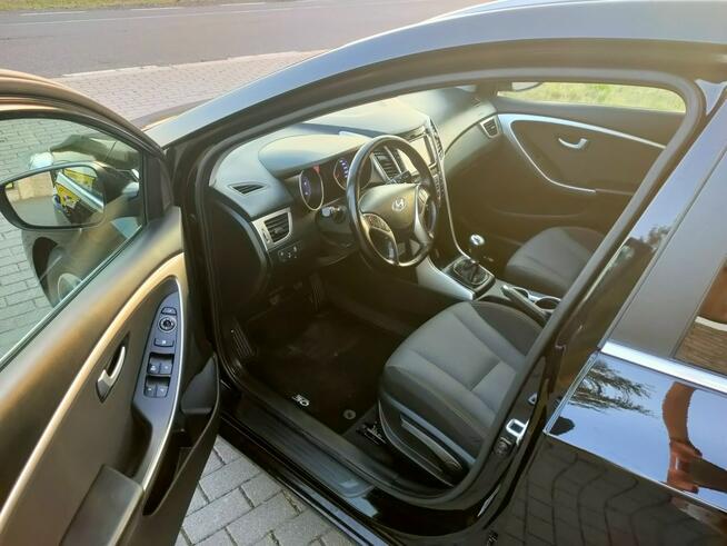 Hyundai i30 1.6 CRDi Klimatyzacja Kamera Nawigacja Tempomat Bluetooth