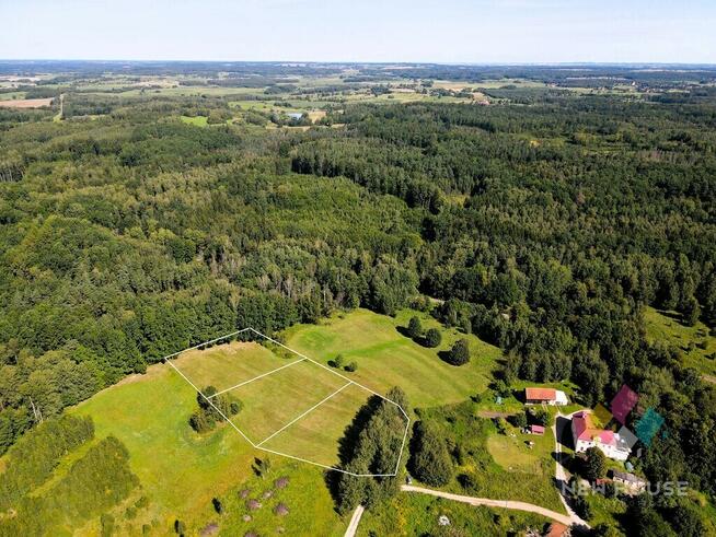 Atrakcyjna działka z widokiem na las