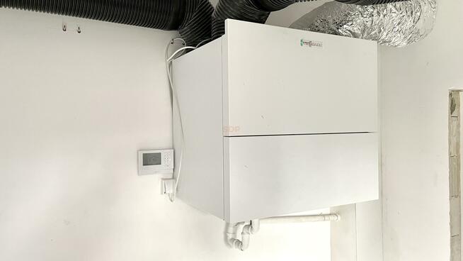 Dom Jeszkowice gm. Czernica, Truskawkowa