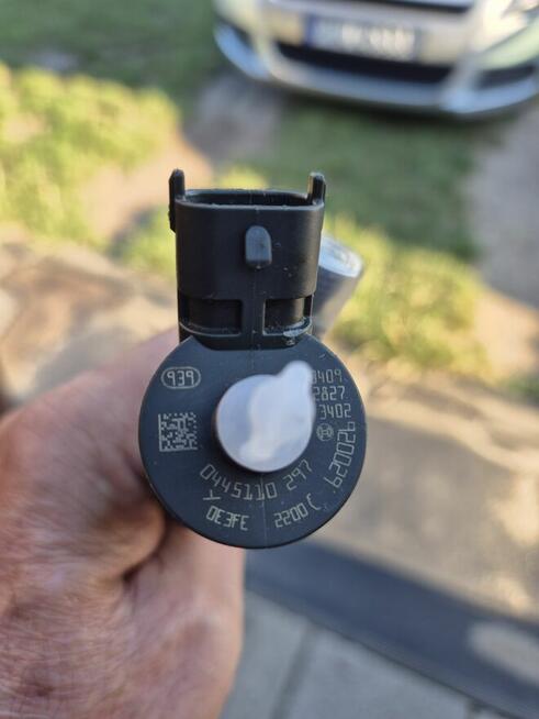 Sprzedam wtryski cena 600 zl