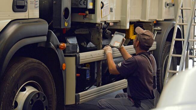 Mechanik - Serwisant zabudów pojazdów komunalnych