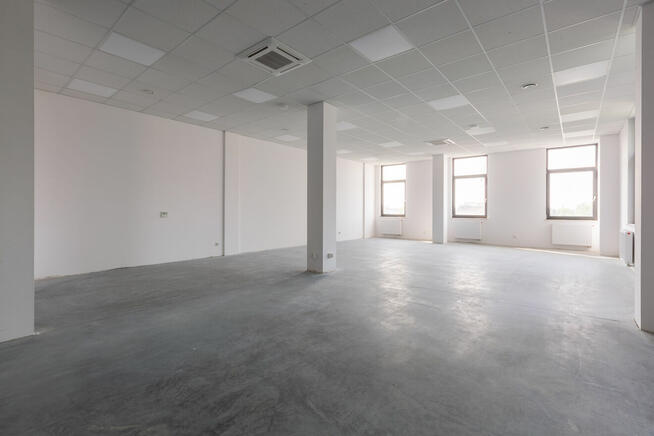 Lokal usługowy 146m2, nowy biurowiec, Kępińska 2