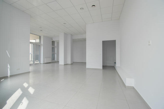 Lokal do wynajęcia - al. Armii Krajowej