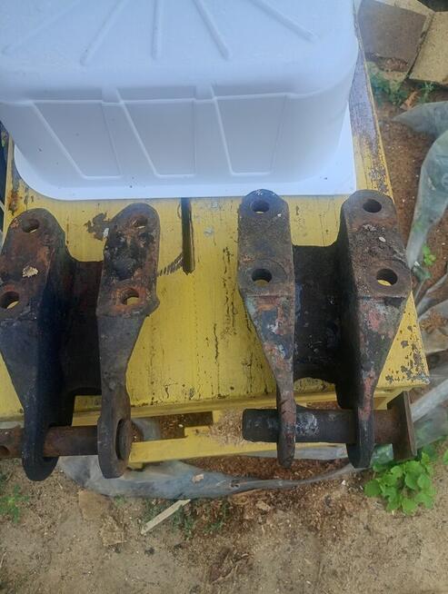 Ursus c325 328 Mocowanie ramienia dolnego