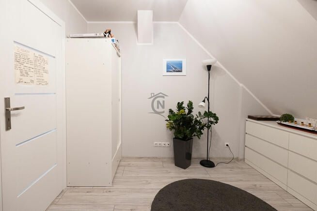 Dwupoziomowe, 4-pokojowe mieszkanie – Osiedle Bielany, Legni