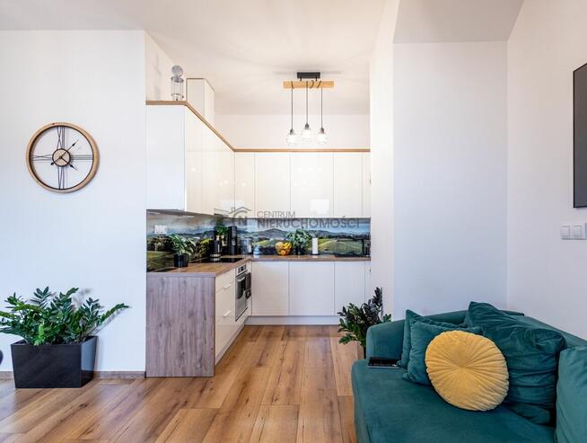 Dwupoziomowe, 4-pokojowe mieszkanie – Osiedle Bielany, Legni