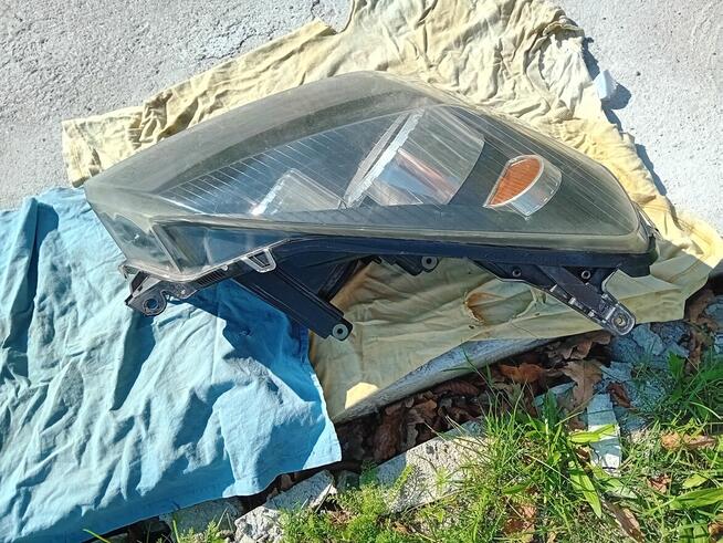 Sprzedam lampy przód opel astra h
