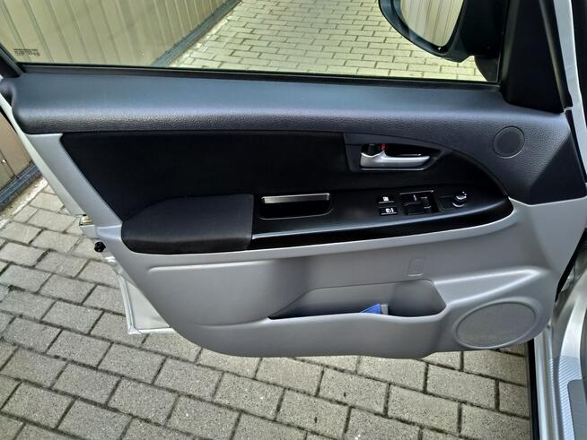 Suzuki SX4 1.6 Benzyna 4x4 Grzane Fotele Zarejestrowany