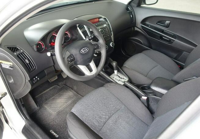 Kia Cee'd 1.6 CRDI/116KM/Automat/Telefon/Zarejestrowany/ Ks.Serwisowe