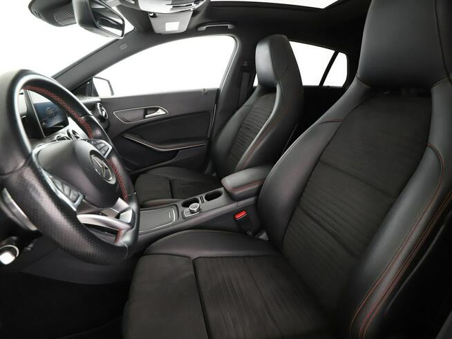 Mercedes CLA 180 GRATIS! Pakiet Serwisowy o wartości 800 zł!