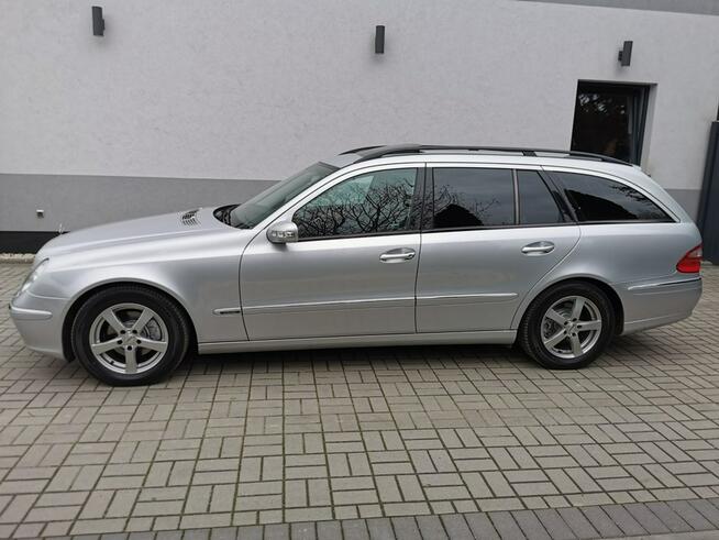 Mercedes E 280 3.0 V6 CDI 190KM Klimatronik Navigacja Szyberdach wer Elegance Manual