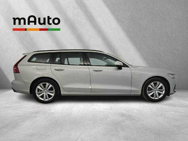 Volvo V60 B4 D Momentum aut ! Z Polskiego Salonu ! Faktura Vat !
