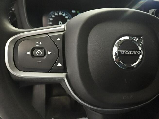 Volvo V60 B4 D Momentum aut ! Z Polskiego Salonu ! Faktura Vat !