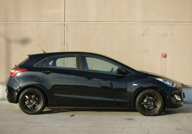 Hyundai i30 1.6B 135KM Grzana kierownica i fotele/Klima/LED/Czujniki/Zadbany