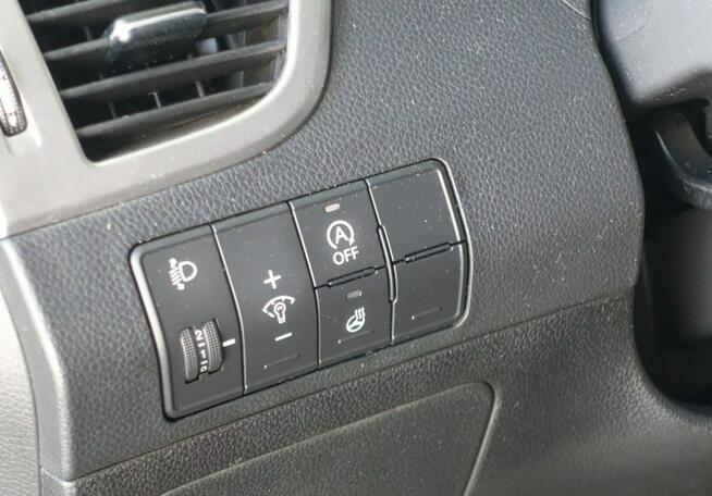 Hyundai i30 1.6B 135KM Grzana kierownica i fotele/Klima/LED/Czujniki/Zadbany