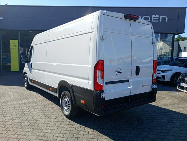 Opel Movano Furgon 180 KM