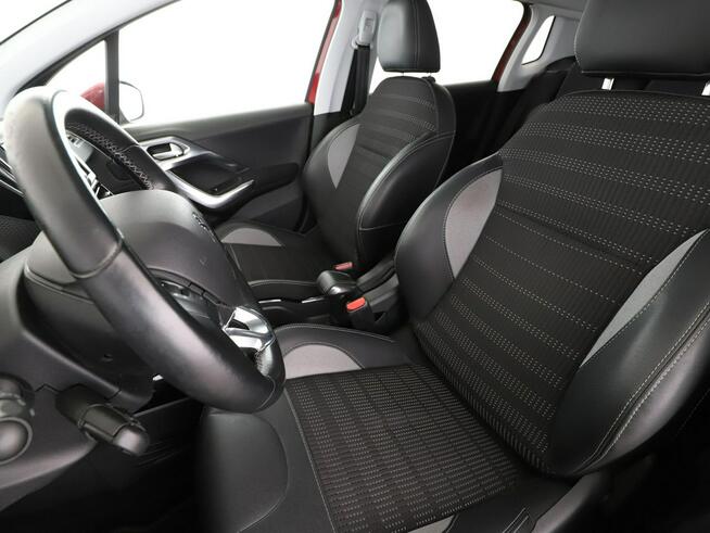 Peugeot 2008 GRATIS! Pakiet Serwisowy o wartości 600 zł!