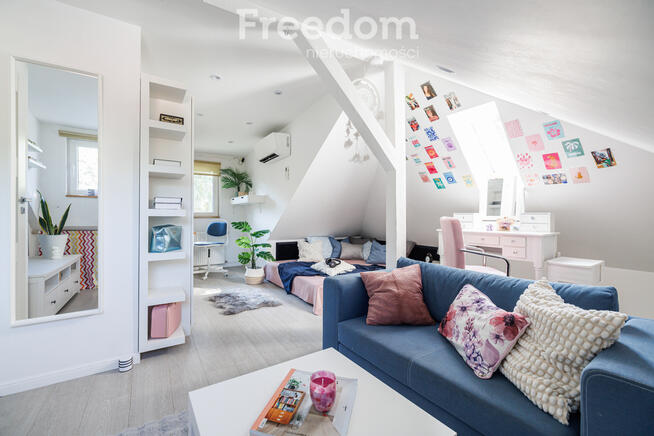 Duża działka, piękny dom oraz domek letniskowy!