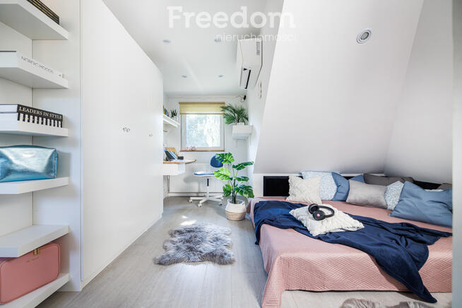 Duża działka, piękny dom oraz domek letniskowy!