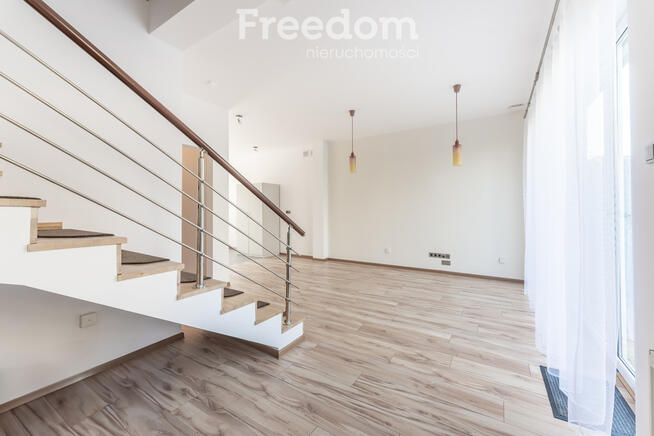 Inteligentnie sterowany segment na wynajem