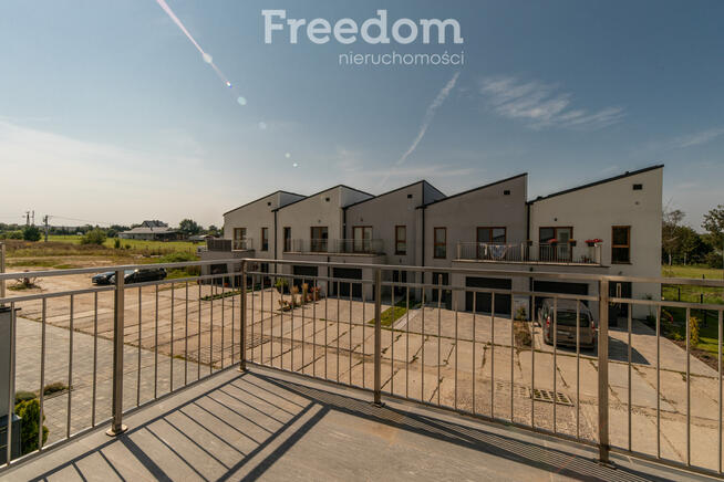 Dom - Osiedle nad Jeziorem przy ulicy Żaglowej