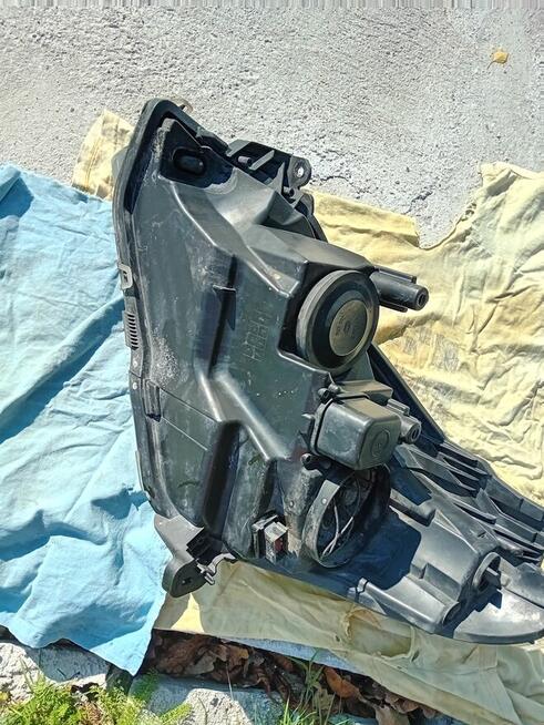 Sprzedam lampy przód opel astra h