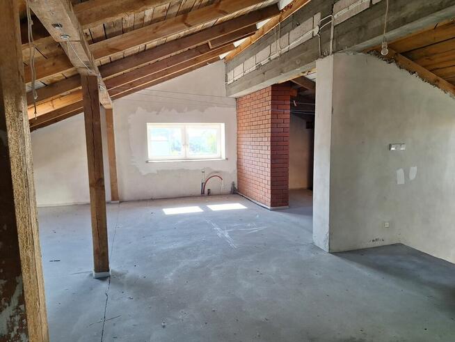 Dom w Markach, z mozliwoscia dwóch mieszkań dwupokoleniowych