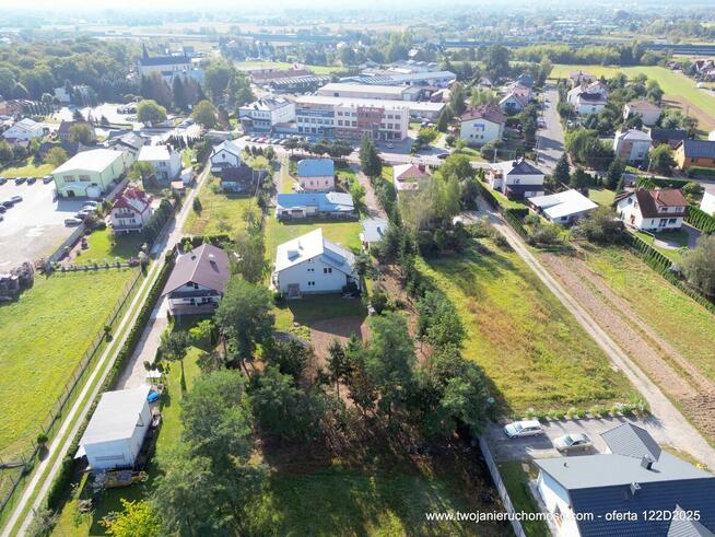 Żyraków - bud. mieszkalny z działką budowlaną 16,70 ar