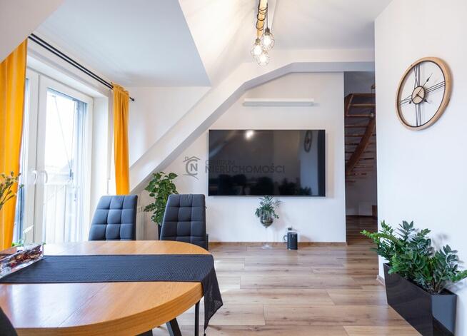 Dwupoziomowe, 4-pokojowe mieszkanie – Osiedle Bielany, Legni