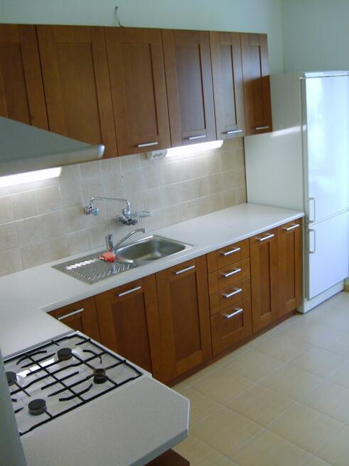 Wynajmę pokój w centrum Warszawy ul Hoża 12m2 Dla dziewczyn