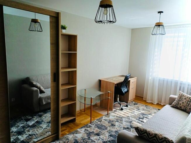 2 pokoje do wynajęcia, bez innych lokatorów - salon gratis