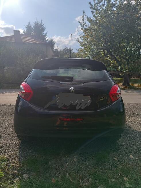 Peugeot 208 czarny automat
