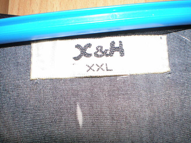 Sprzedam bluzkę damską rozmiar 44, używaną, stan dobry.