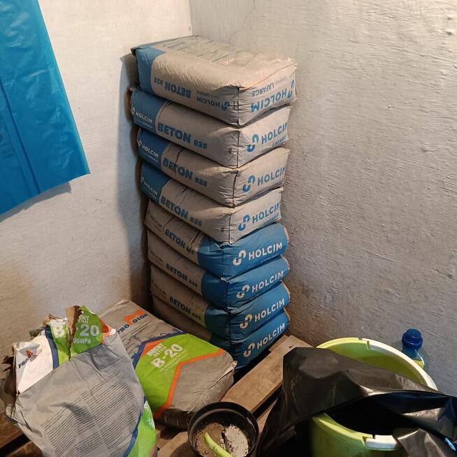 ODDAM ZA DARMO worki betonu B25