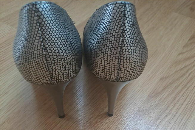Buty szpilki nowe