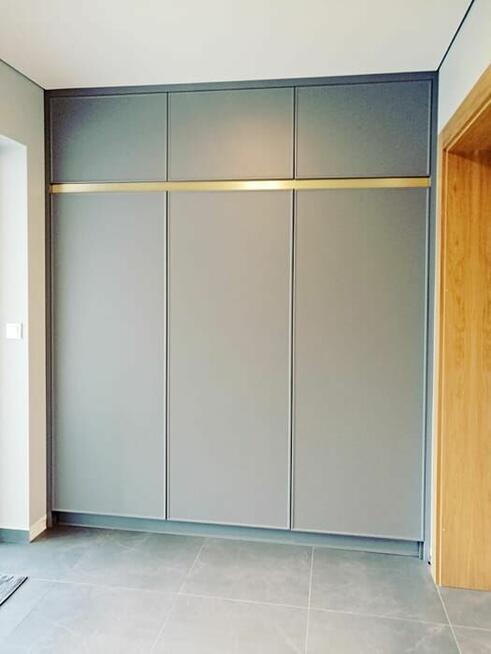 Meble na wymiar Garderoby Szafy Kuchnie