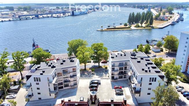 Mieszkanie 2 pokoje balkon widok na port parking.