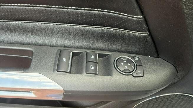 Ford Mustang Cabrio, Wypas, Automat