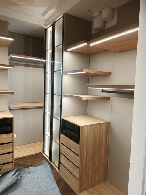 Meble na wymiar Garderoby Szafy Kuchnie