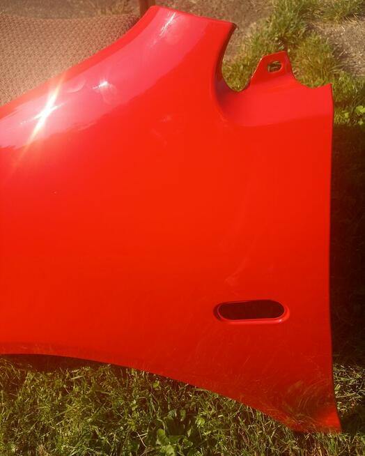 NOWY Błotnik lewy przód do VW Polo 1,4 9N rok produkcji 2002