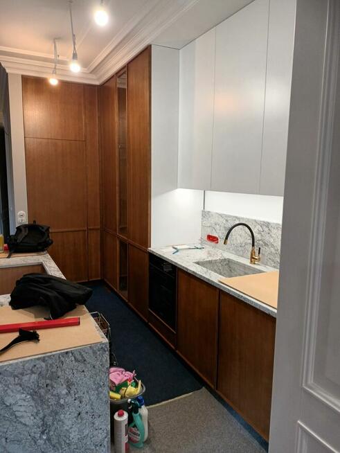 Meble na wymiar Garderoby Szafy Kuchnie