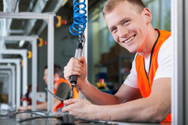 PRACOWNIK PRODUKCJI (Neresheim-BO-WR-AS-DE)