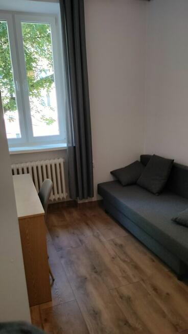 Pokój jednoosobowy do wynajęcia, Metro Młynów