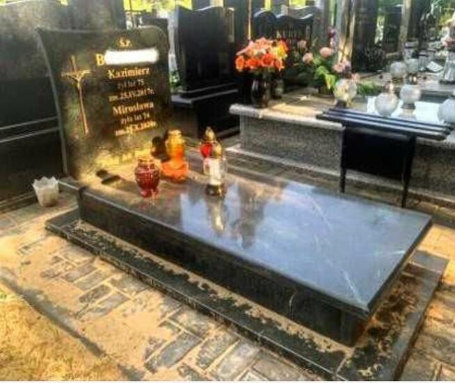 NOWY GRANITOWY NAGROBEK