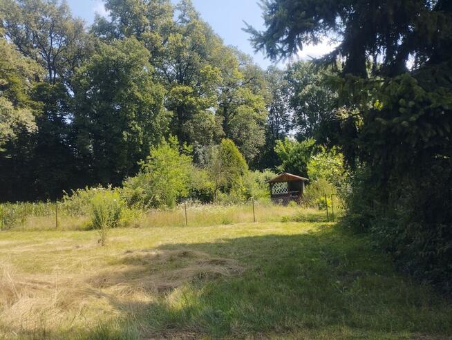 Sprzedam działkę 700m2