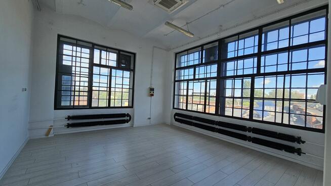 Do wynajęcia powierzchnia 170 m2 przy placu Orląt Lwowskich