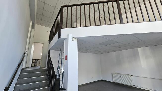 Do sprzedania dwupoziomowy lokal 91.7 m2 Jedności Narodowej